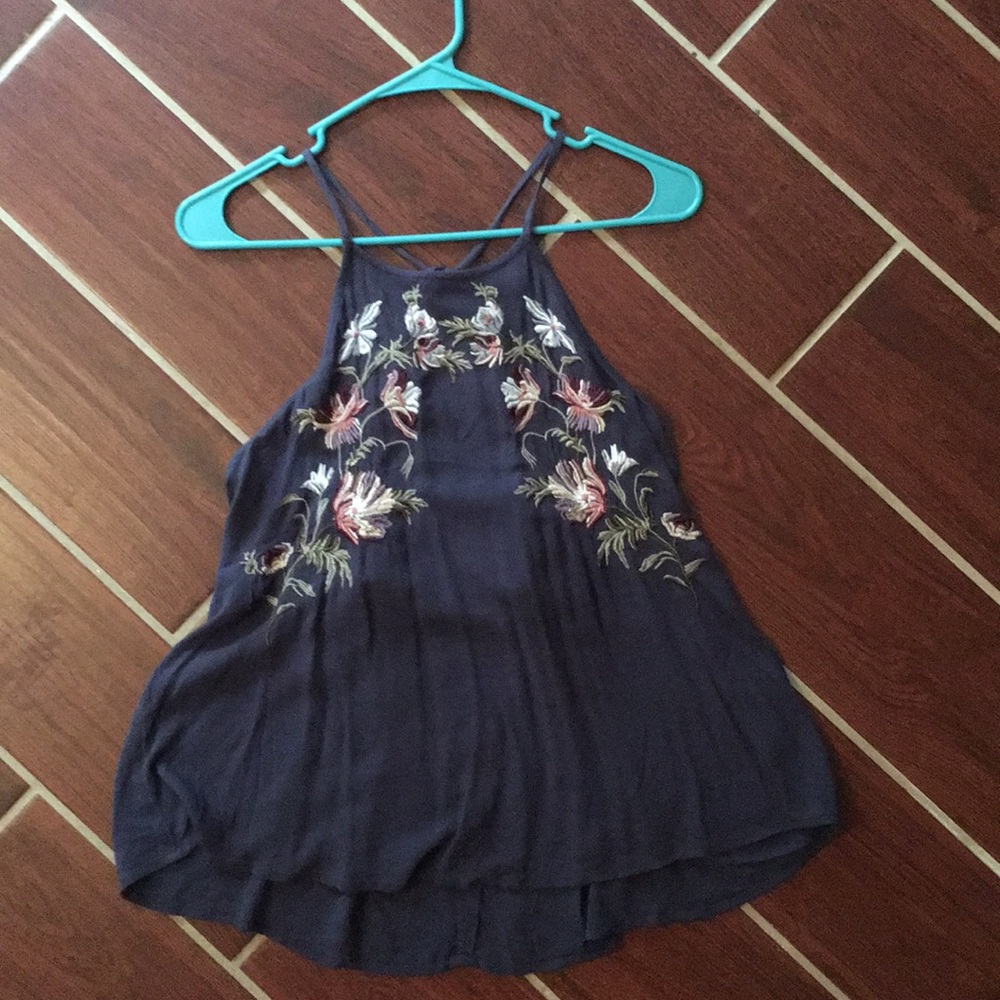 Embroidered, tie back flowy tank